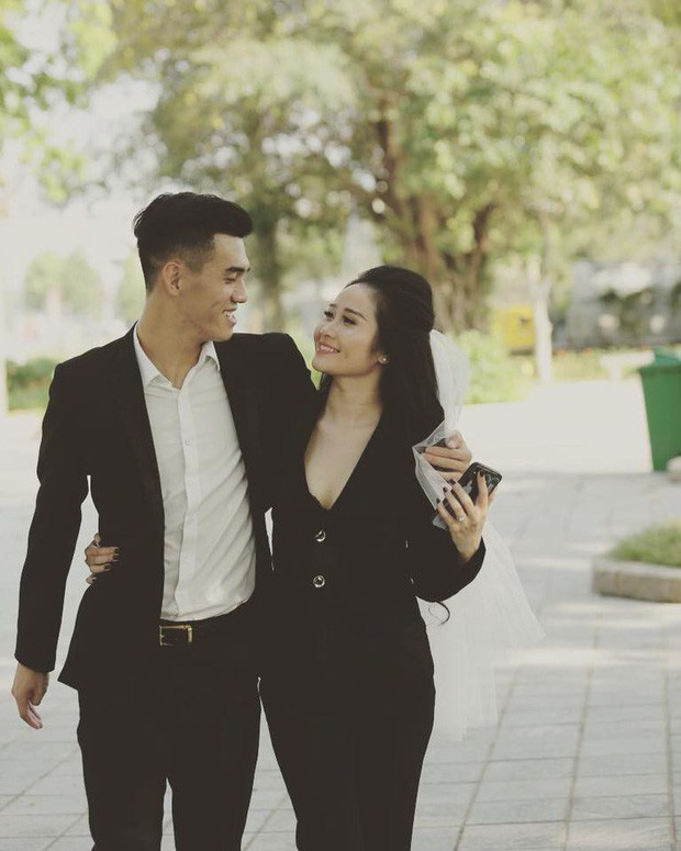 bạn gái cũ Tiến Linh 1