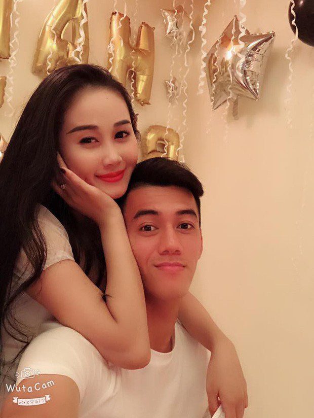 bạn gái cũ Tiến Linh 2
