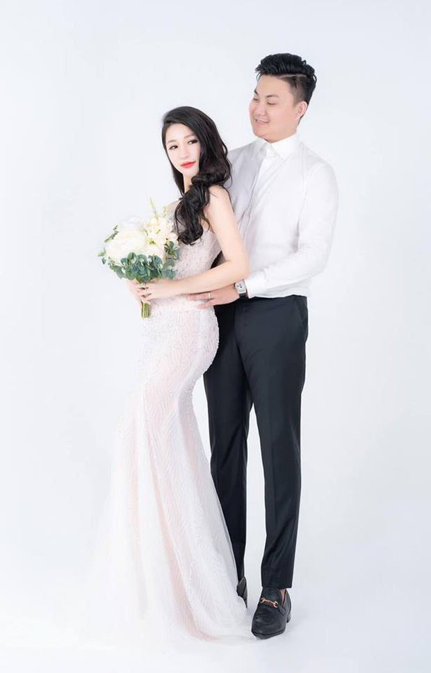 Vân Navy mang bầu 1