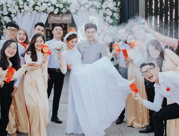 Cẩm Tú  Thiện Nguyện 0