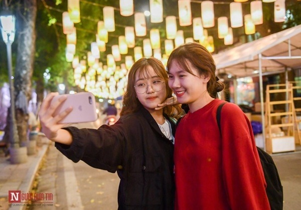 phố đèn lồng 13