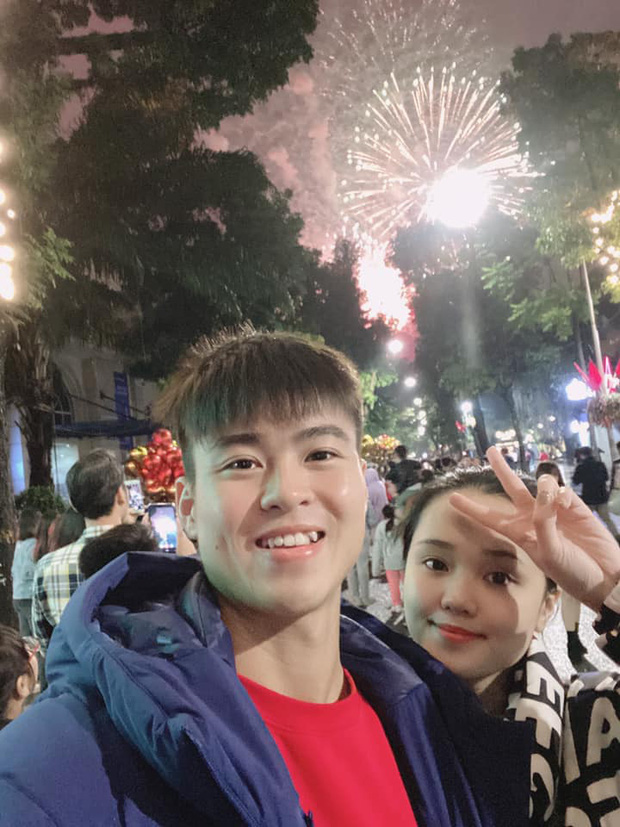 cặp đôi hot girl hot boy 2