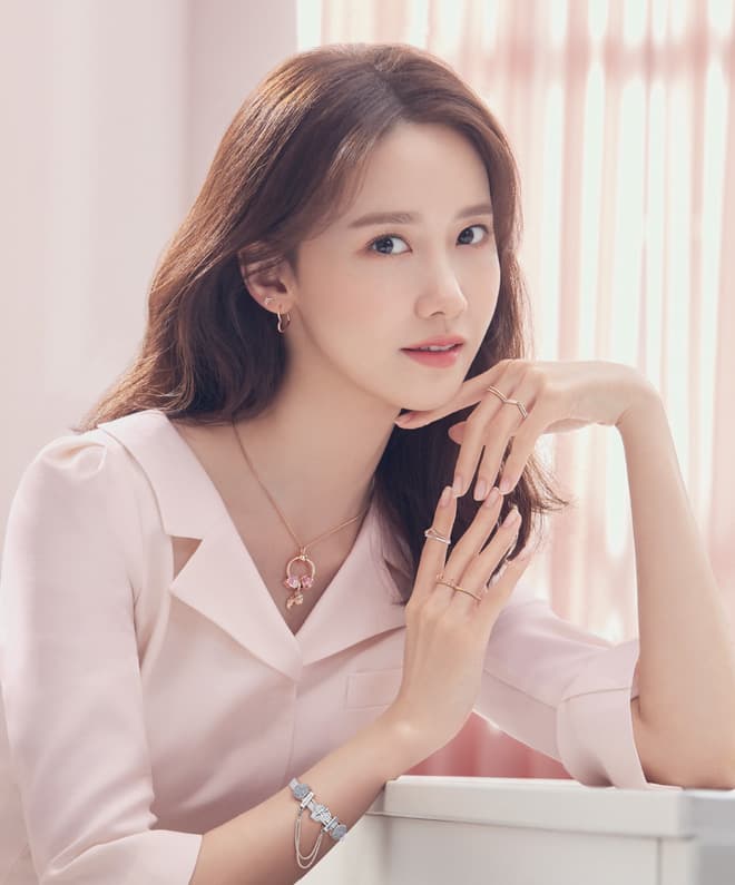 Nữ thần Yoona lồng lộn lên 7 bìa tạp chí, nhưng fan la ó vì đôi mắt 'trừng trừng' đánh bay vẻ đẹp nữ thần 8