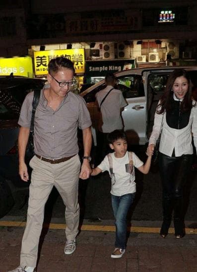 'Hoa hậu đẹp nhất Hong Kong' làm dâu một gia đình giàu có nhưng không muốn sinh con, mẹ chồng nói một câu liền đẻ ngay quý tử ở tuổi 41 5