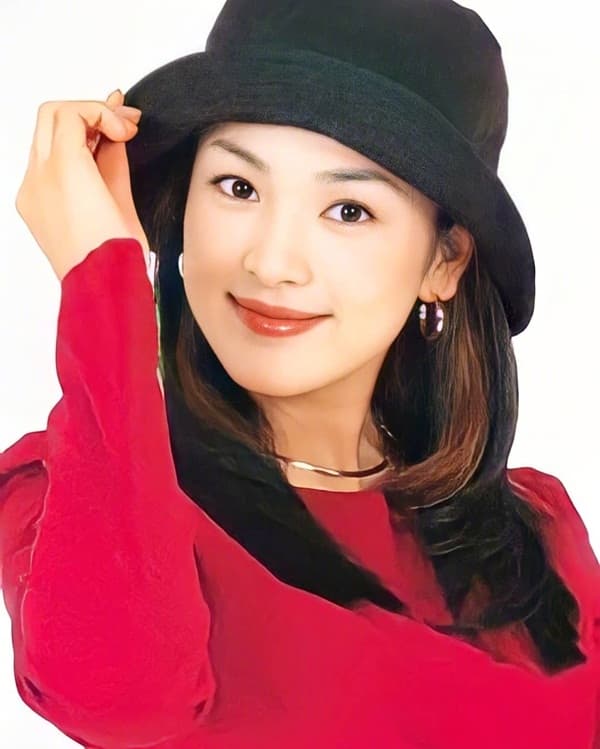 Song-Hye-Kyo (1).jpg 4