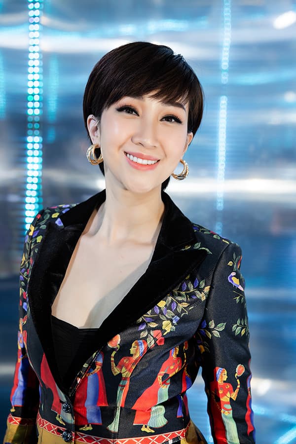 leu-phuong-anh-ngoisaovn-w600-h900 1