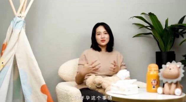 MC nổi tiếng Chu Đan đăng đàn 'đá xoáy' Trịnh Sảng: 'Không muốn mang thai thì đừng làm mẹ' 2