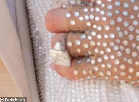 Sinh nhật tuổi 40, 'tiểu thư Hollywood' Paris Hilton được cầu hôn bằng nhẫn kim cương khổng lồ 3