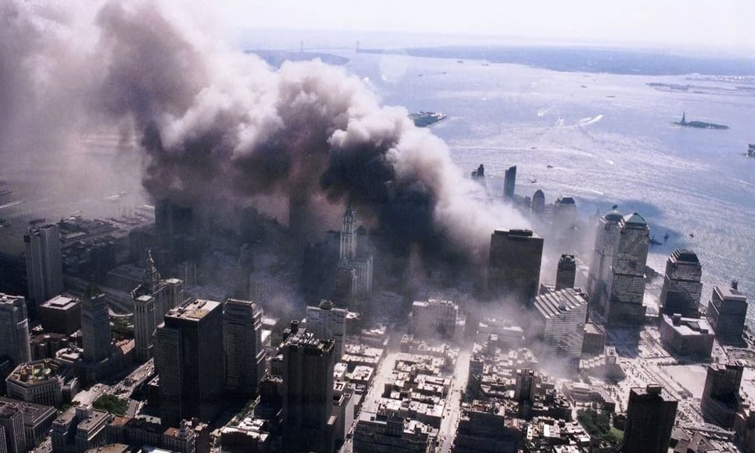 Những khoảnh khắc kinh hoàng chưa từng được công bố của vụ khủng bố 11/9