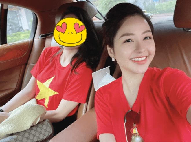 Trâm Anh và Phương Anh 0