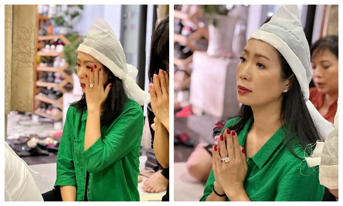NSƯT Trịnh Kim Chi bật khóc, thốt một câu xúc động trong lễ giỗ đầu của mẹ