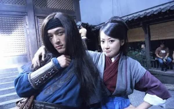 Hồ Ca và vợ Hoàng Hy Ninh. 9