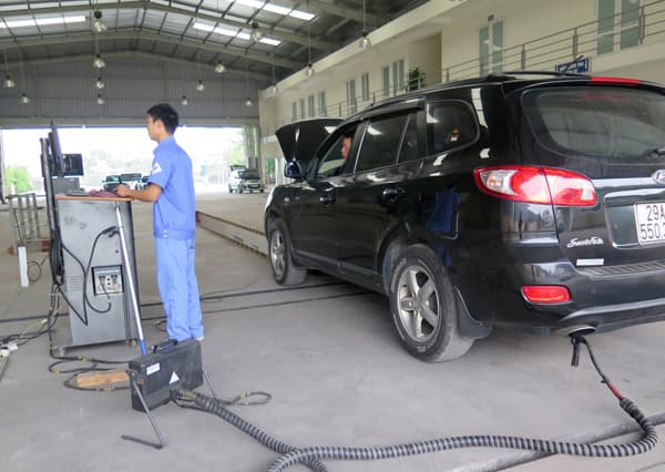 Quy định mới bắt buộc có thể ảnh hưởng tới hàng triệu người đi ô tô: 2 thành phố này siết chặt nhất