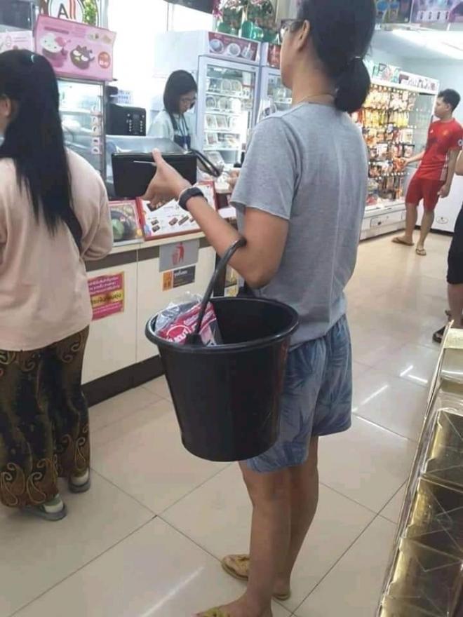 Siêu thị Thái Lan cấm dùng túi nhựa  10