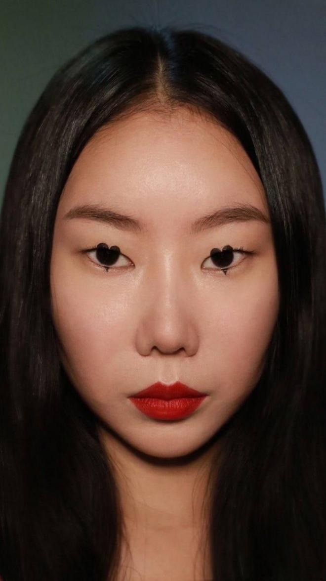  Dain Yoon  0