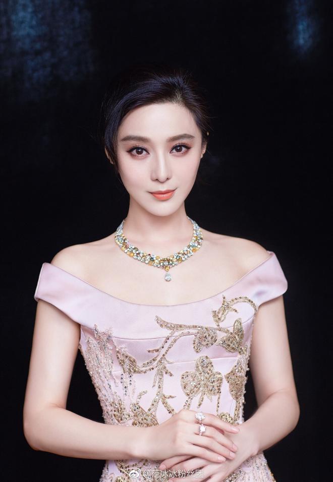 Top diễn viên Cbiz được yêu thích nhất Thái Lan: Dương Mịch bị Nhiệt Ba vượt mặt, vị trí của Angelababy gây bất ngờ 11