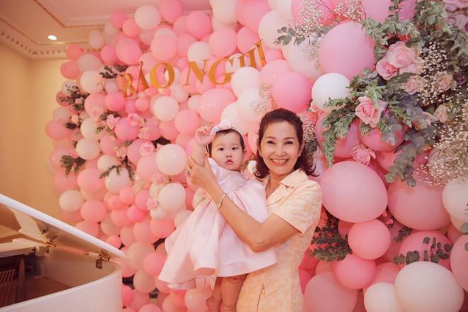 thôi nôi cháu gái Minh Hằng 0