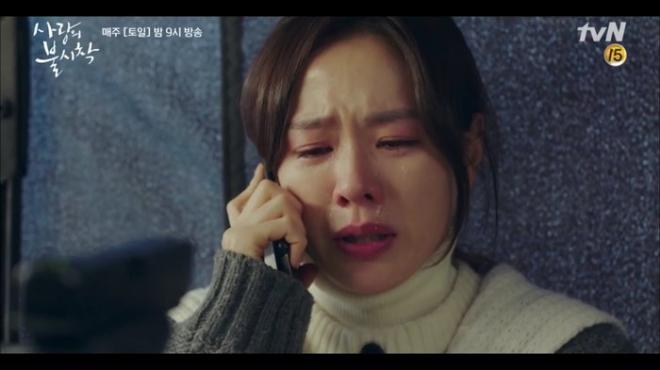 Son Ye Jin bị bắn chết, Hyun Bin điên cuồng 'dằn mặt' cả hôn thê lẫn bố đẻ ở Hạ cánh nơi anh 8