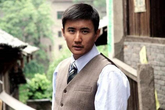 'Cậu bé vàng trong làng phim Quỳnh Dao' thi 3 lần mới đỗ Đại học, hơn 20 năm vào nghề vẫn giậm chân tại chỗ 10
