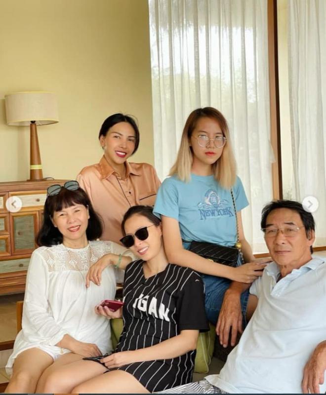 Kỳ Duyên và Minh Triệu đi Phú Quốc 1