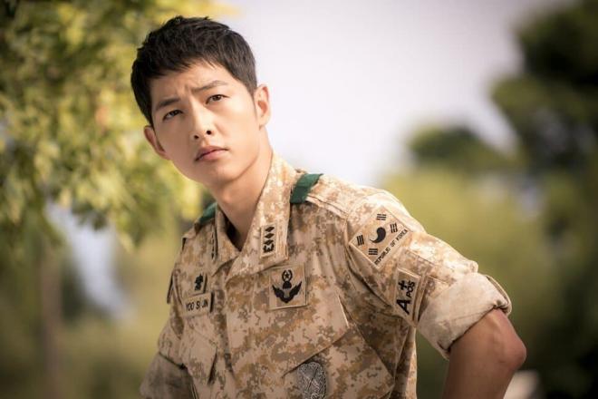  Song Joong Ki phim tau quet rac vu tru 6