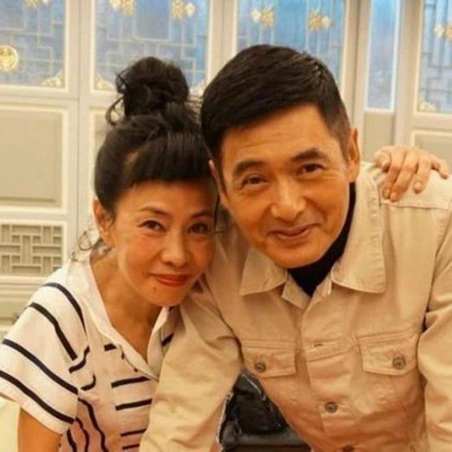 Phóng viên tiết lộ chi tiết trong 'hôn nhân vàng' 34 năm của Châu Nhuận Phát khiến nhiều người ngưỡng mộ 0