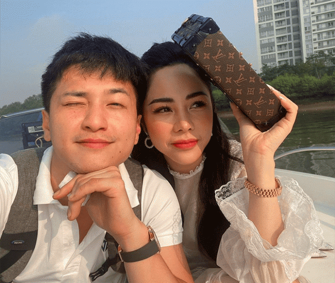 Huỳnh Anh đăng ký kết hôn với Bạch Lan Phương 2