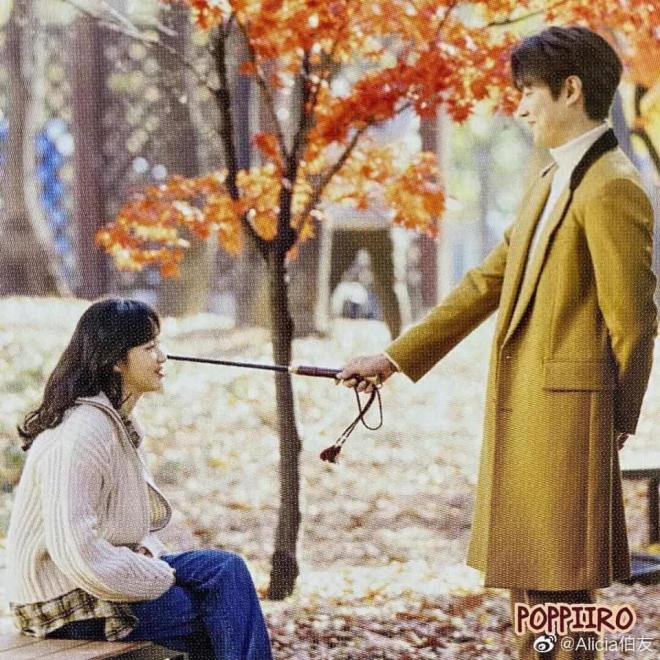 Bằng chứng Lee Min Ho hẹn hò Kim Go Eun không đâu xa mà ở ngay trên bức tường trong nhà nam chính 5