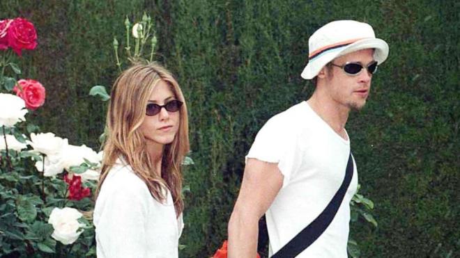Jennifer Aniston và Brad Pitt 12