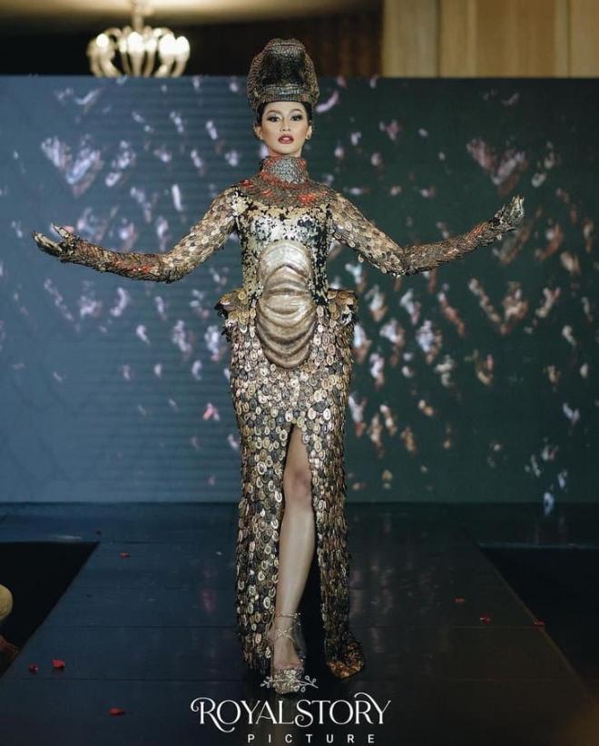 Hoa hậu Hoàn vũ Indonesia 7
