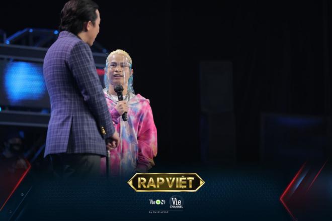 Rap Việt mùa 2 Rhymastic vừa nhậm chức huấn luyện viên đã “chặt chém” Trấn Thành, bội thu nhân tài 08.jpg 1