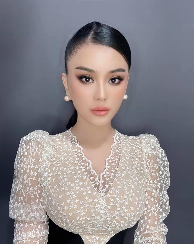 lam-khanh-chi-khoe-anh-giuong-chieu-voi-chong-kem-tuoi-mat-moc-co-qua-khac-ngay-thuong-son-phan-dam-da-10-ngoisaovn-w1632-h2048 3