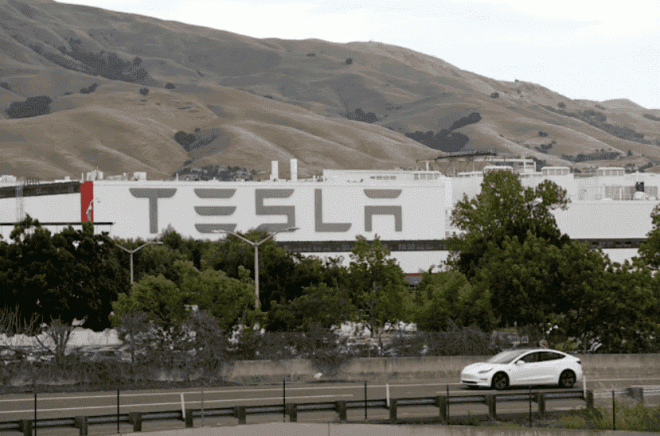 Tesla là thương hiệu xe ô tô được tìm kiếm nhiều nhất trên thế giới-2.png 0