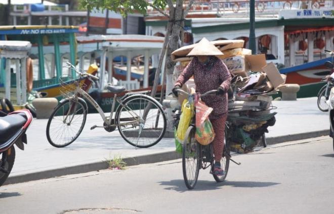 buôn đồng nát  0