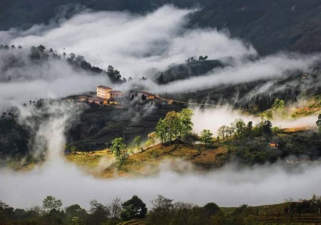 bản làng trên mây 4