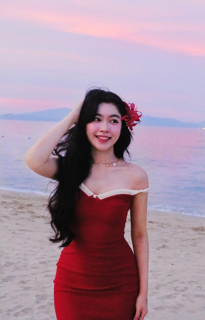 Nhan sắc ngày càng quyến rũ của con gái Quyền Linh ở độ tuổi 19, visual “đỉnh chóp” như Hoa hậu tương lai 7.jpg 3