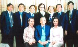 4 đại gia tộc trí thức lẫy lừng bậc nhất Việt Nam: Riêng gia đình này có tới 8 người con đều là Giáo sư, Phó Giáo sư, Tiến sĩ