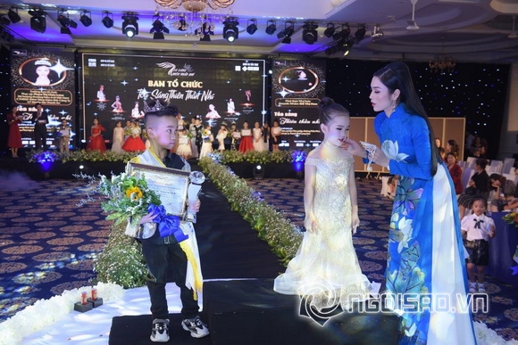 Nhà đào tạo catwalk Huyền Sâm , Ca sĩ Kim Huyền Sâm , MC Huyền Sâm