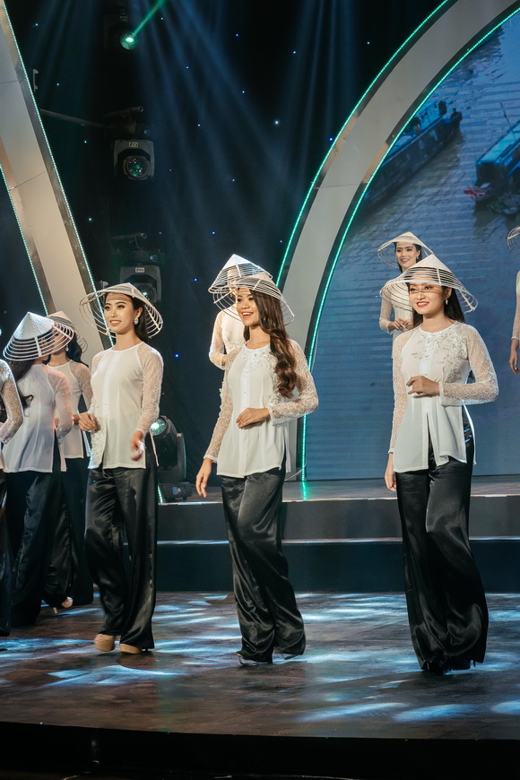 NTK Tạ Linh Nhân, Thời trang Dorii
