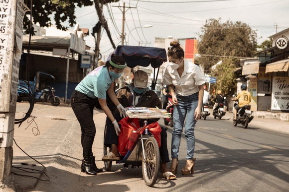 Thu Trang Bolero, sao việt