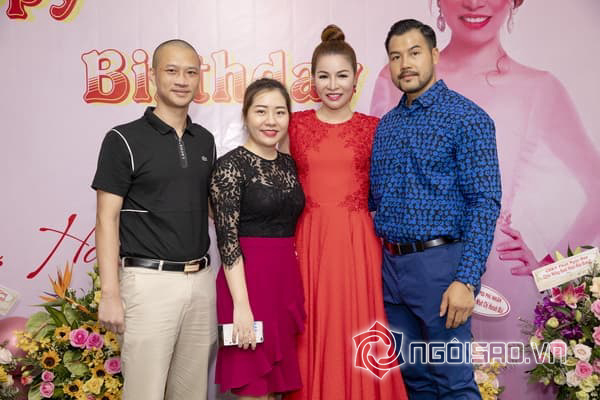Hoa hậu Bùi Thị Hà, sao việt