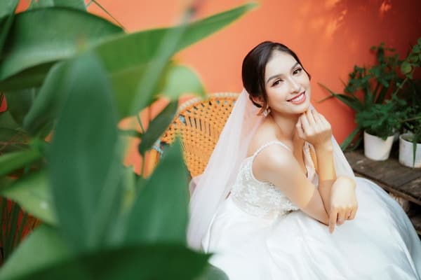 Chuyên gia make up Việt Nguyễn