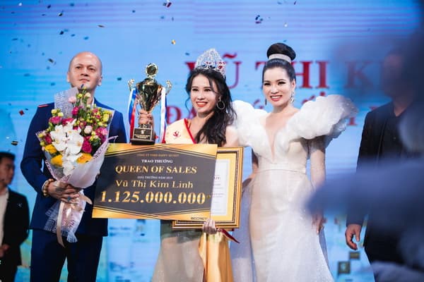 Vũ Thị Kim Linh, Nữ Hoàng Sales Top White, Mỹ phẩm top white