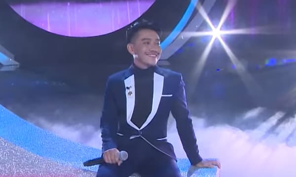 Ngỡ ngàng với 'phiên bản nam' của Hồ Ngọc Hà Ngỡ ngàng với 'phiên bản nam' của Hồ Ngọc Hà