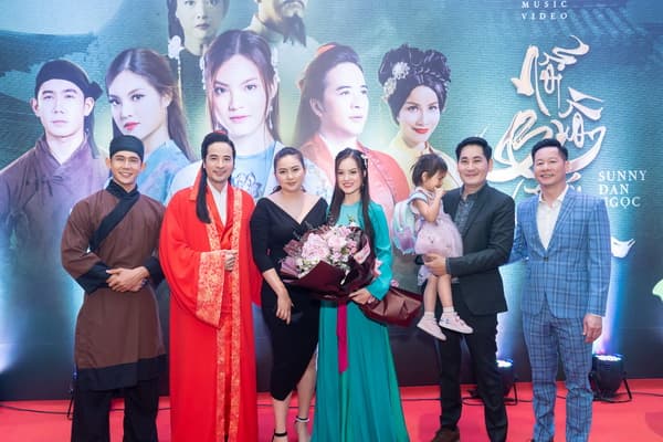 Nỗi buồn đáy tim, Sunny Đan Ngọc