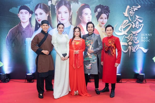 Nỗi buồn đáy tim, Sunny Đan Ngọc