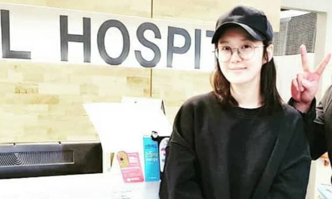 'Mỹ nhân không tuổi' Jang Nara gây lo lắng khi xuất hiện với gương mặt nhợt nhạt 'Mỹ nhân không tuổi' Jang Nara gây lo lắng khi xuất hiện với gương mặt nhợt nhạt