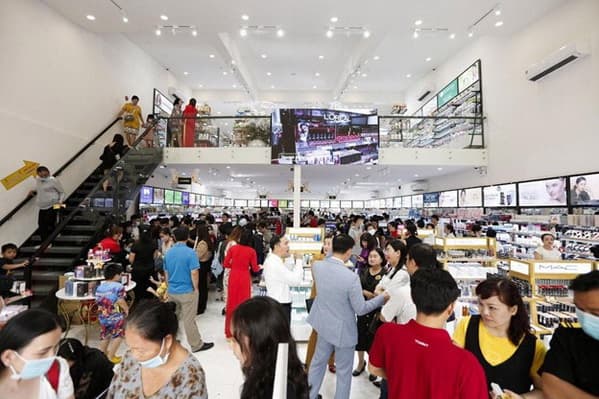 AB Beauty World, siêu thị mỹ phẩm
