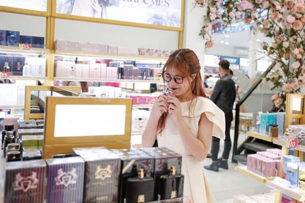 AB Beauty World, siêu thị mỹ phẩm