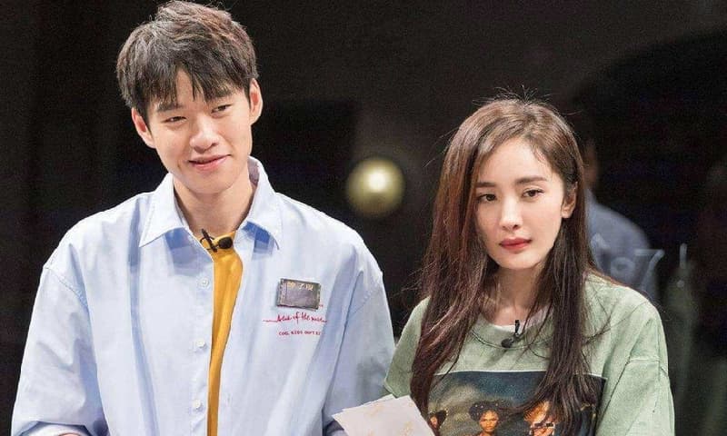 Ca sĩ quang toàn, sao việt